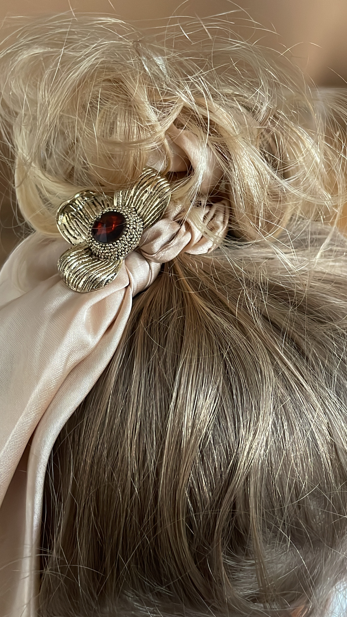 Clips Fleurs Jumelles - Or & pierre Brune-