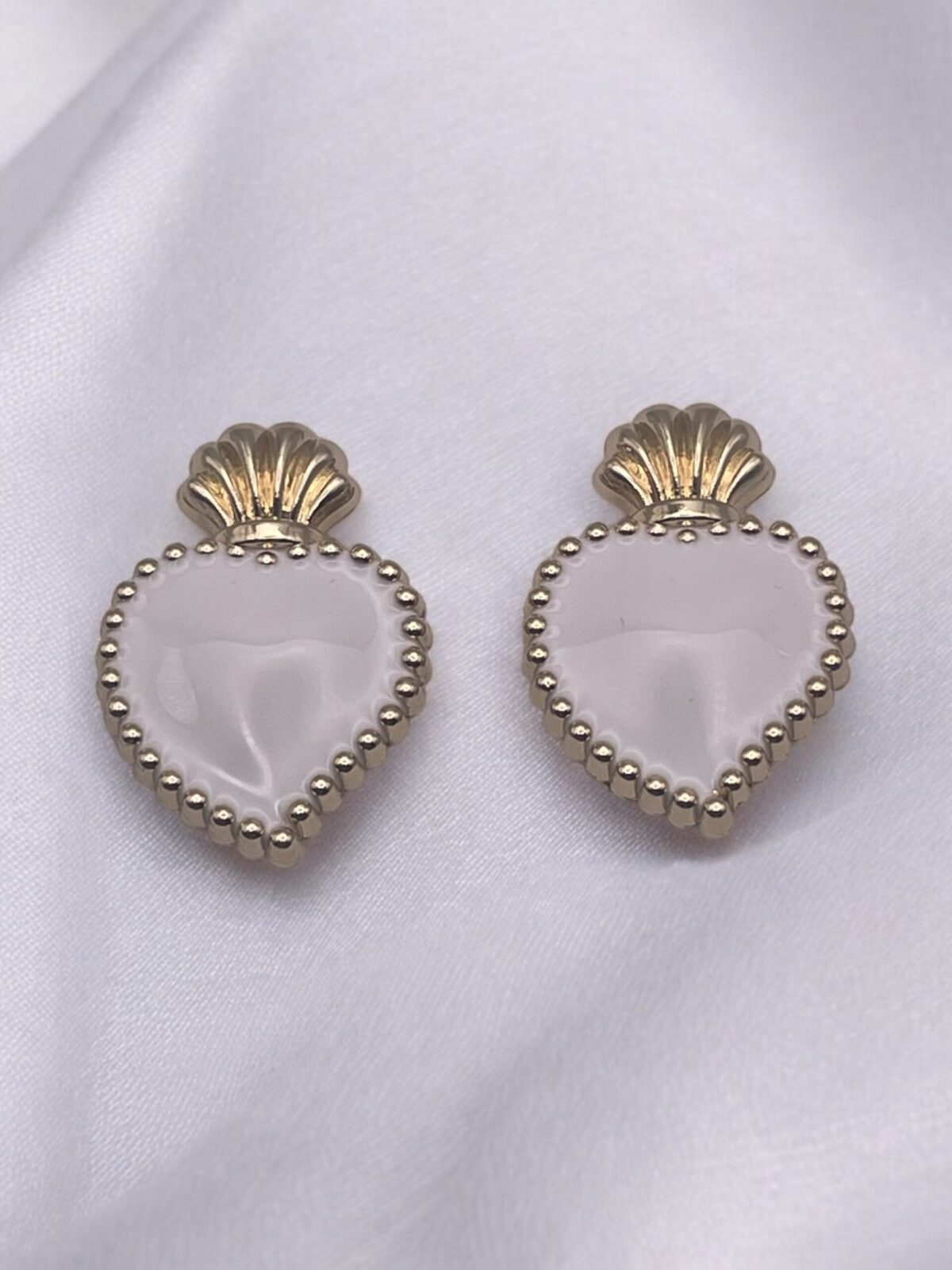 Bijou de bouton Exvoto blanc