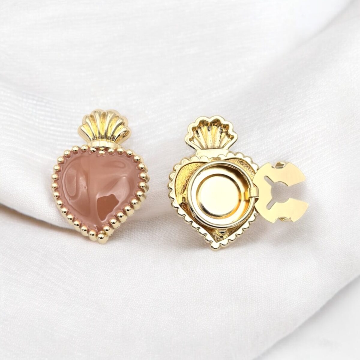 Bijoux de bouton Exvoto terracotta clair – Image 2